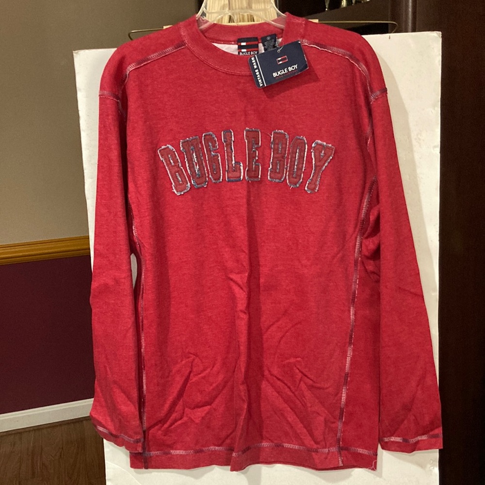 NWT, Deep-Red Topstitched BUGLE BOY embellished LS T-shirt, Adult S